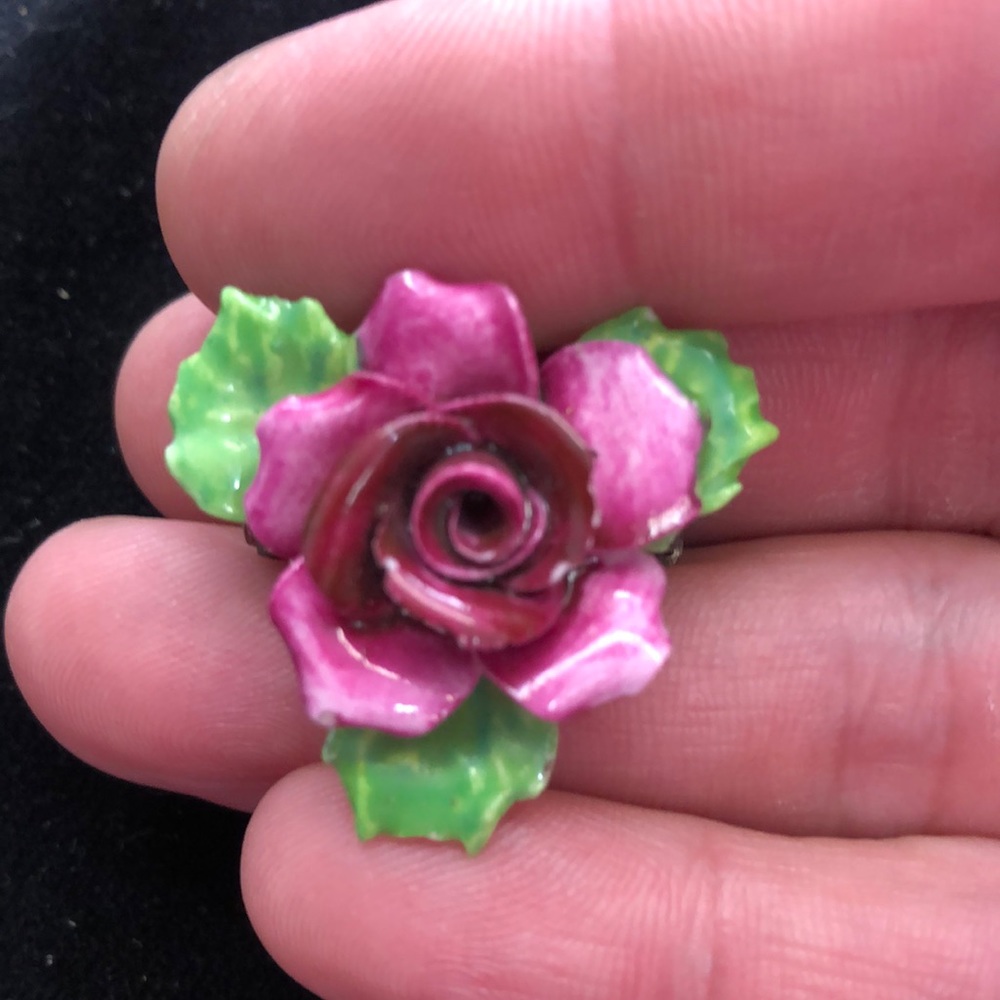 Vintage Denton China Brooch